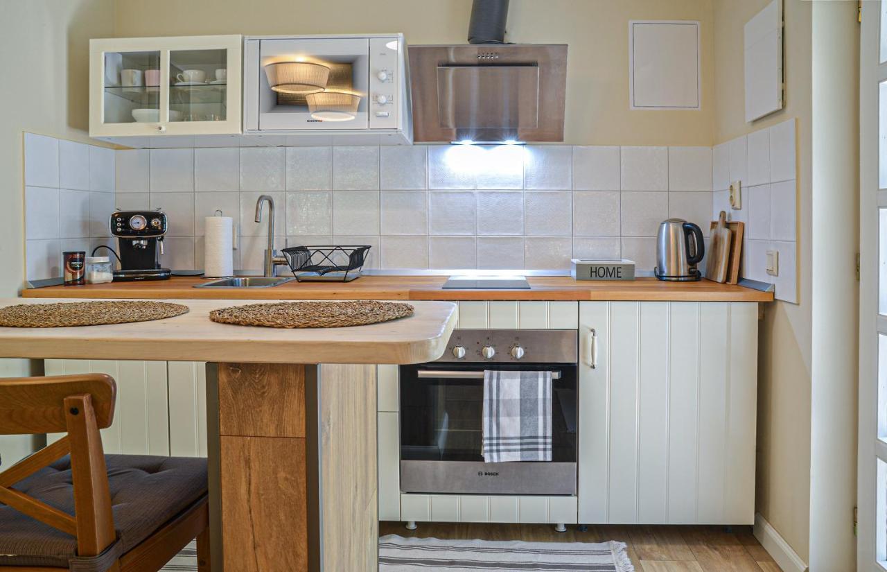 Terrace Apartments Егер Екстериор снимка